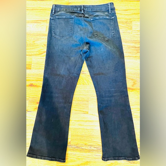 Women’s Frame Mini Crop Jeans - Picture 2 of 7